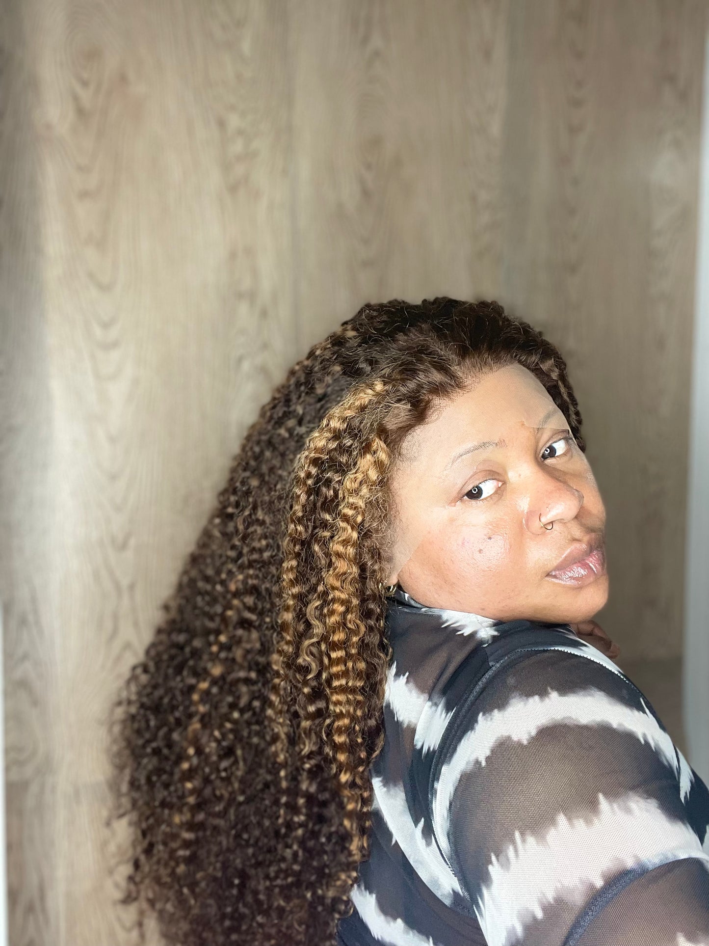 Pixel curly