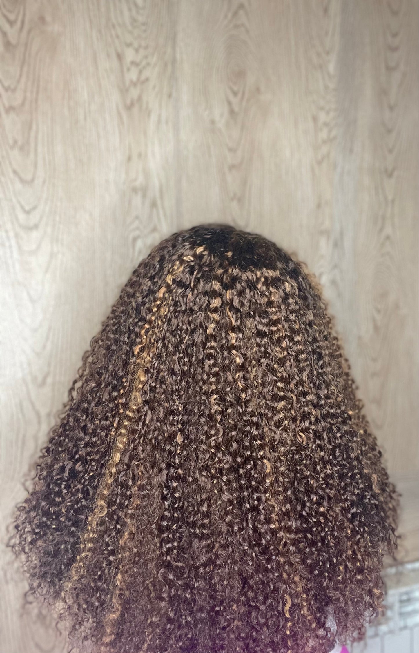 Pixel curly